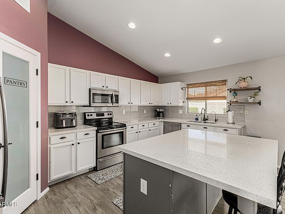 4th image of 8738 E POSADA Avenue