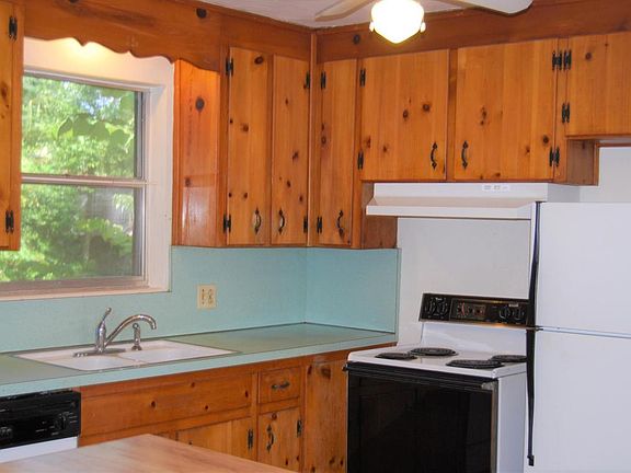 5th image of 3722 Hoover Ln