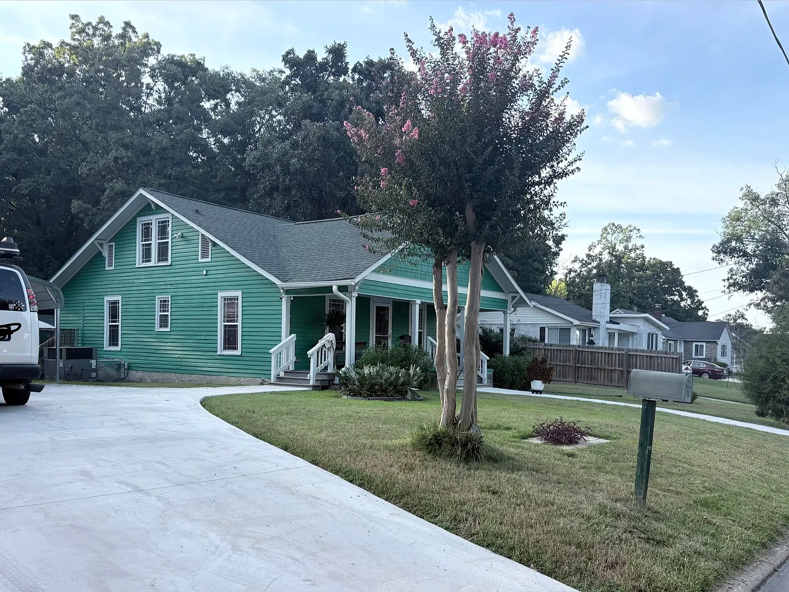 5 bed, 1753 sqft, $2,000 — Photo 1