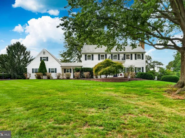 1610 Nicole Dr, Garnet Valley, PA 19060