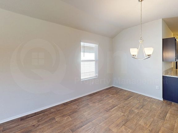 3rd image of 5804 Brampton Ln