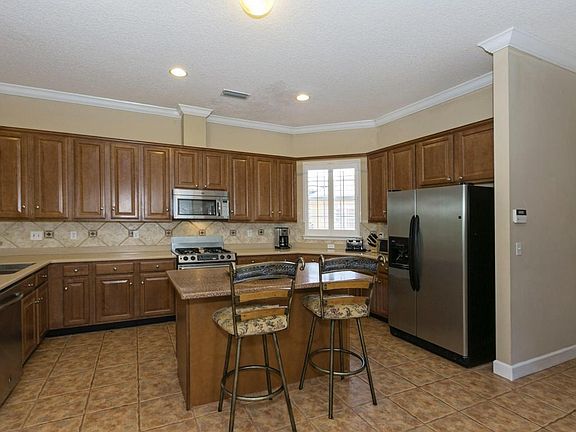 5th image of 3566 Shady Woods St E