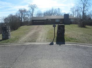 120 Kingman Rd, Marietta, OH 45750