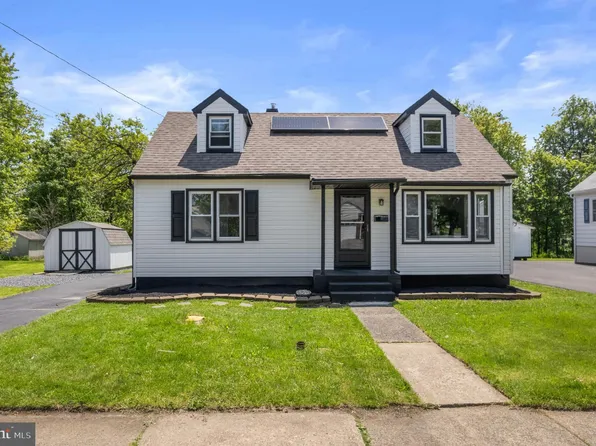 1224 W Mill St, Quakertown, PA 18951