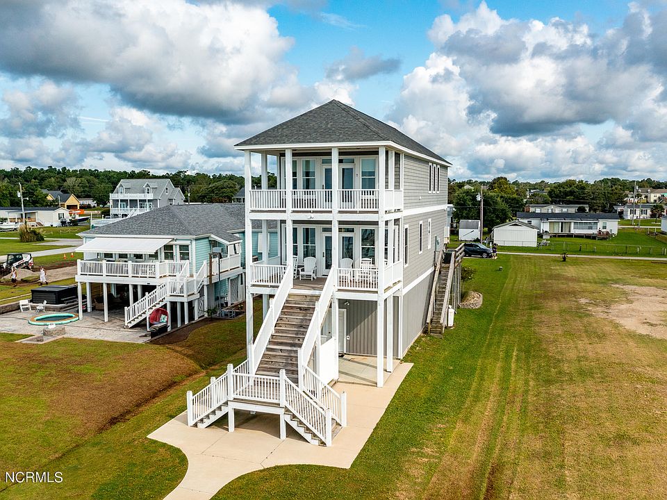 1st image of 135 Salty Shores Point Drive