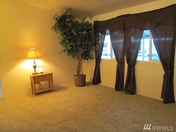 5th image of 5900 64th St NE Unit 126