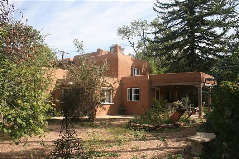 1st image of 403 Sosaya Ln