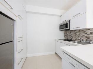 207 SE 10th Ter #4, Fort Lauderdale, FL 33301
