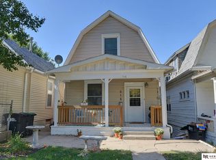 516 N 32nd St, Omaha, NE 68131
