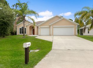 536 Gagnon St SE, Palm Bay, FL 32909