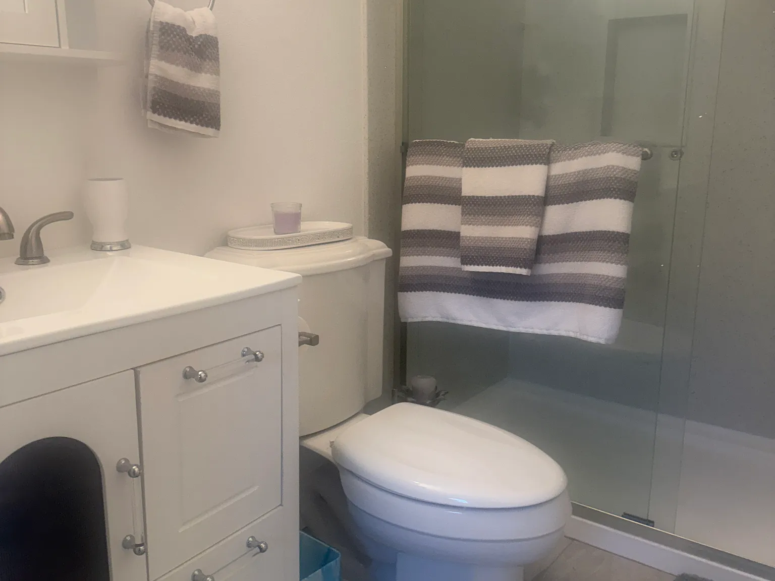 Studio, 400 sqft, $2,200 — Photo 3