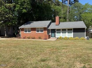 904 Brookwood Dr, Raleigh, NC 27607