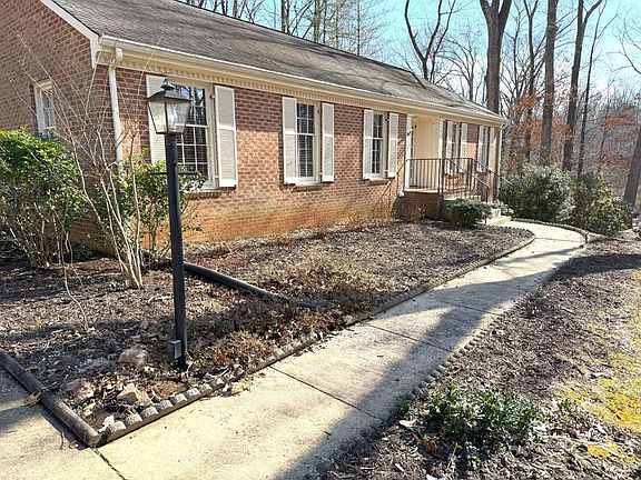 4th image of 3812 Faculty Dr