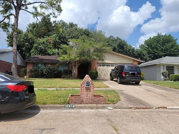 2nd image of 10418 Stockman Ln