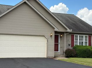 15 Deerfield Dr, Elysburg, PA 17824