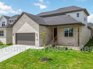 1061 Whistler St, Centerton, AR 72719
