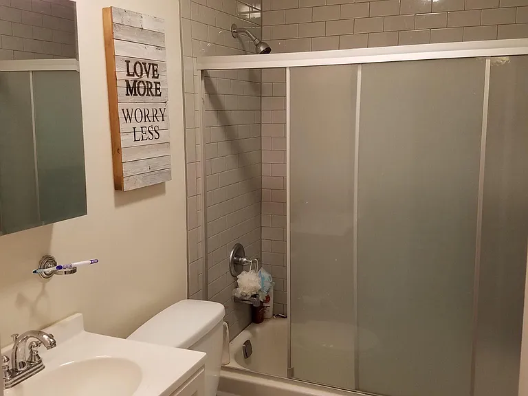 1901 Mount Vernon St #1 — Photo 11