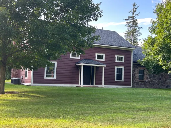 1923 Salt Point Tpke, Salt Point, NY 12578