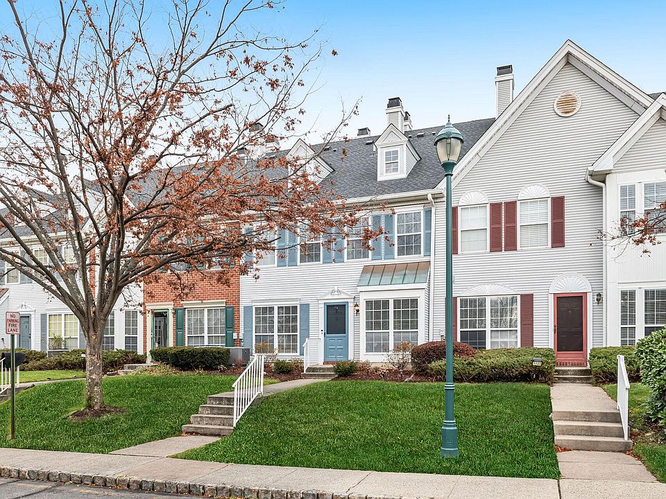 Welcome to 1099 Coventry Way