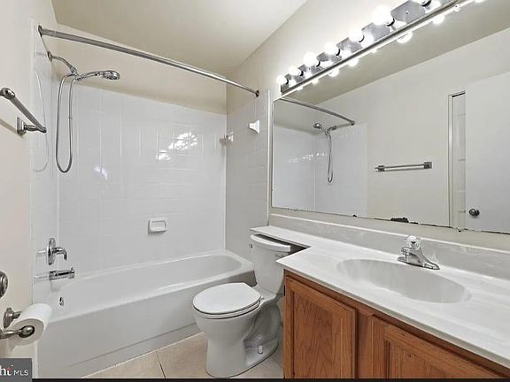 5th image of 11435 Appledowre Way #18