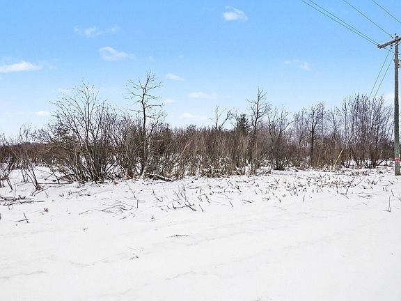 5th image of C S Deer Lake Rd