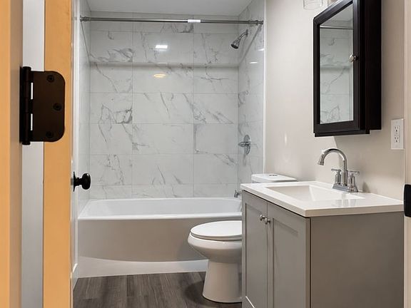 3rd image of 211 S Main St #14