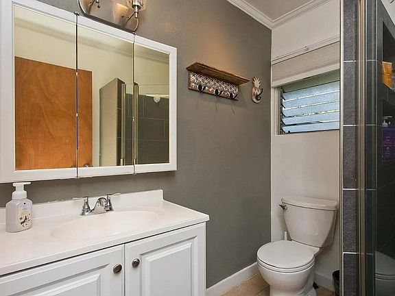 5th image of 1428-4 Hunakai St #120