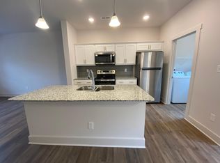2876 Summerfield Dr #149104, Lexington, KY 40511