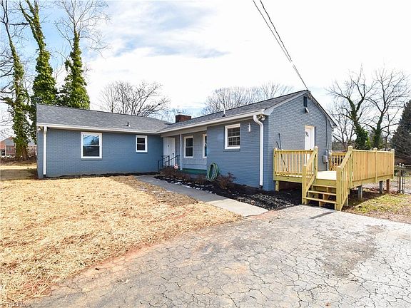 3rd image of 3922 Avera Ave