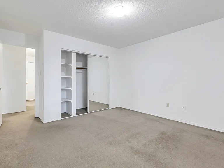 549 Dansey Ave — Photo 26