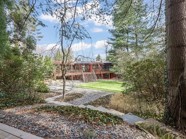 38 Cumberland Ave — Photo 36