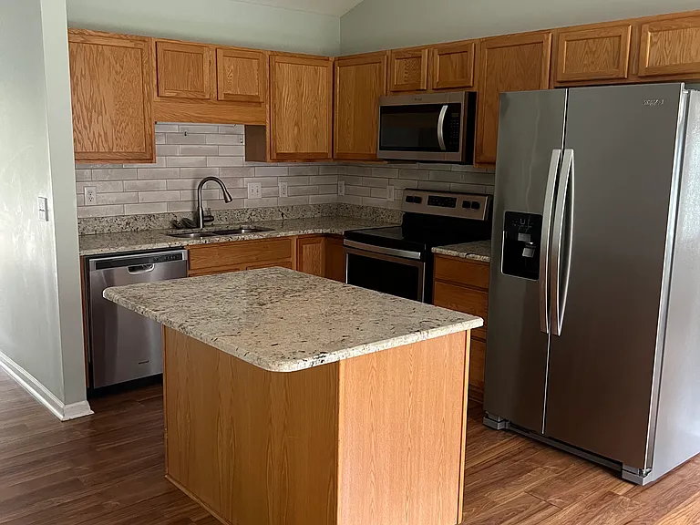 2445 Somerset Place Dr — Photo 12