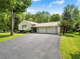 1 Chestnut St #A, Clinton, NY 13323