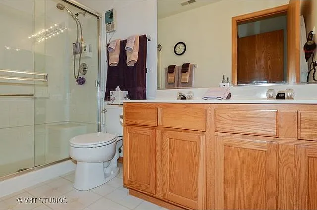 2942 Stonewater Dr — Photo 3