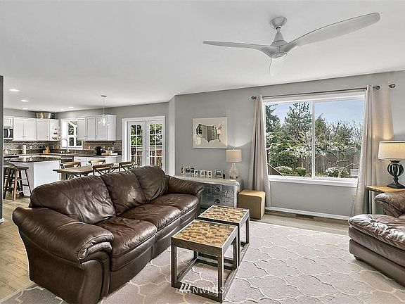 5th image of 18123 85th St E