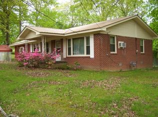 183 E Highland St, Decaturville, TN 38329