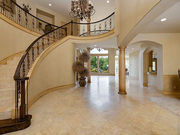 5th image of 5901 Waterview Ct