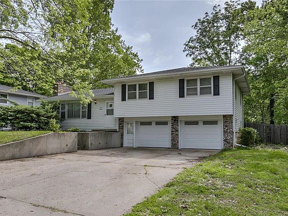 2nd image of 513 Topeka Ave