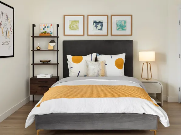 805 Harbor Boulevard image 17 of 61