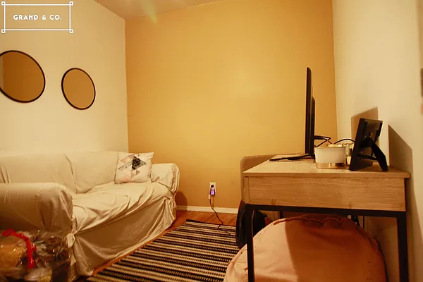 Rented by Grand & Co. | media 7