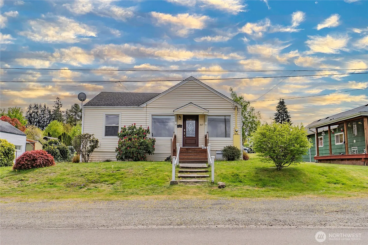 317 W Pine photo 1