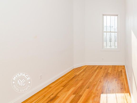 3rd image of 295 Wyckoff Ave APT 2L