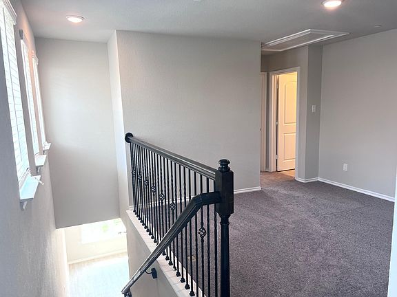 4th image of 2824 Baneberry Ln