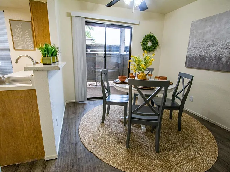 ONE MONTH FREE! APPLY FREE! VIRTUAL TOURS! — Photo 91