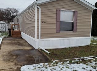 630 N Gallery Dr, Eaton Rapids, MI 48827