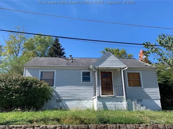 300 Hill St, Saint Albans, WV 25177