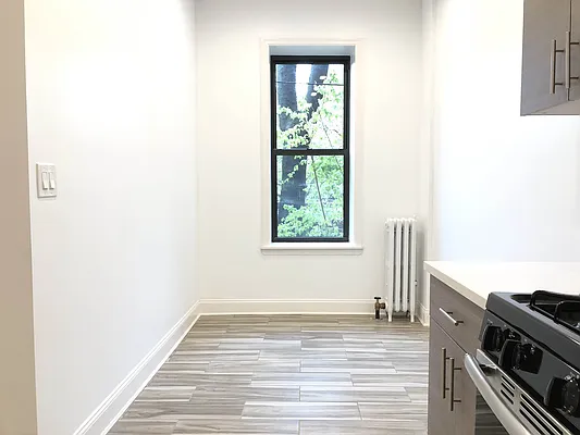 Rented by Lang Realty LLC | media 5