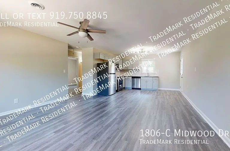 1806C Midwood Dr — Photo 2