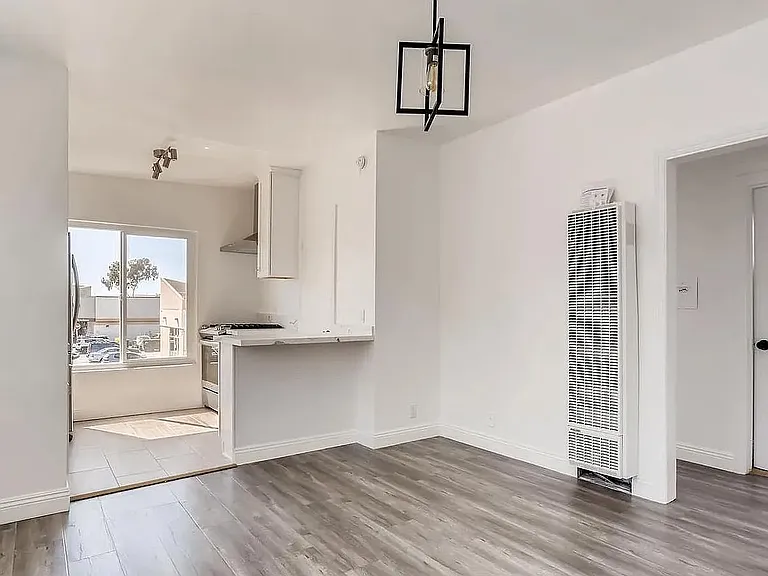 3820 Overland Ave #6 — Photo 1