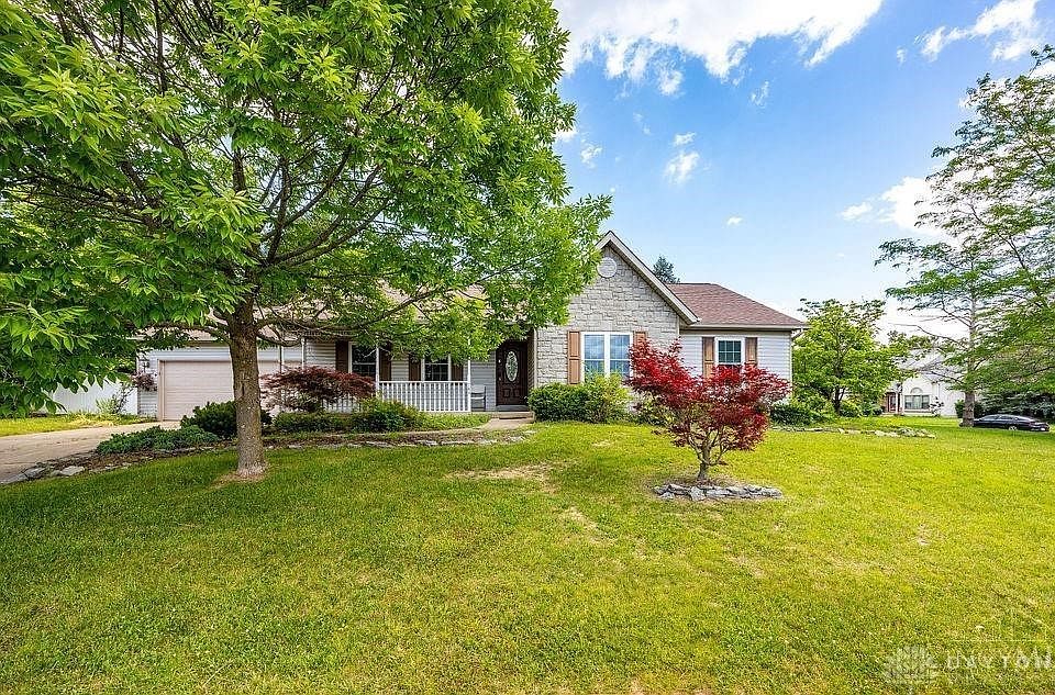 1st image of 784 High Meadow Ln